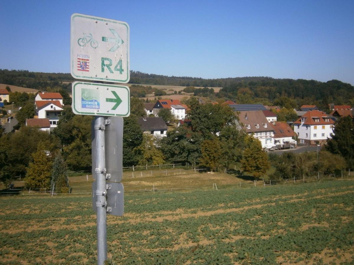 Ferienwohnung An Der Schlier Neuental Екстериор снимка
