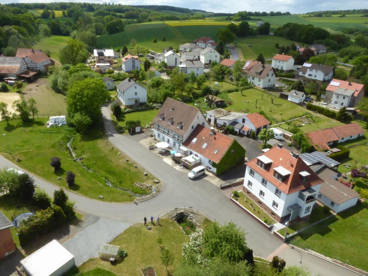 Ferienwohnung An Der Schlier Neuental Екстериор снимка